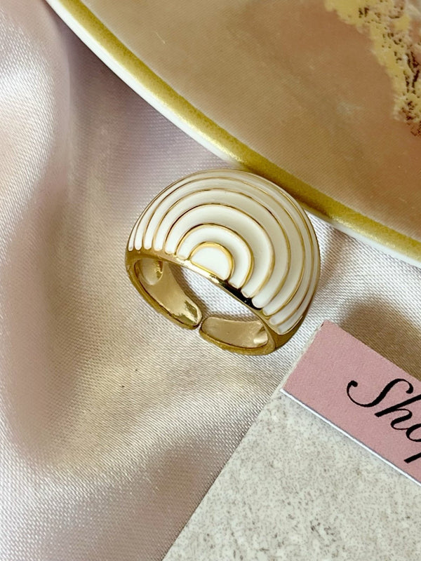 Shell Yeah White Ring