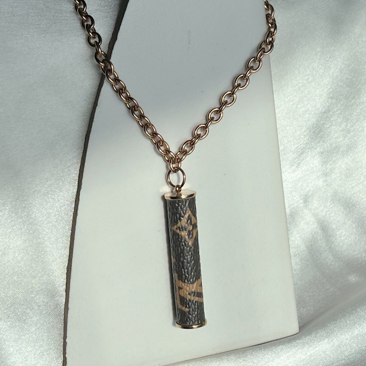 Zora Necklace