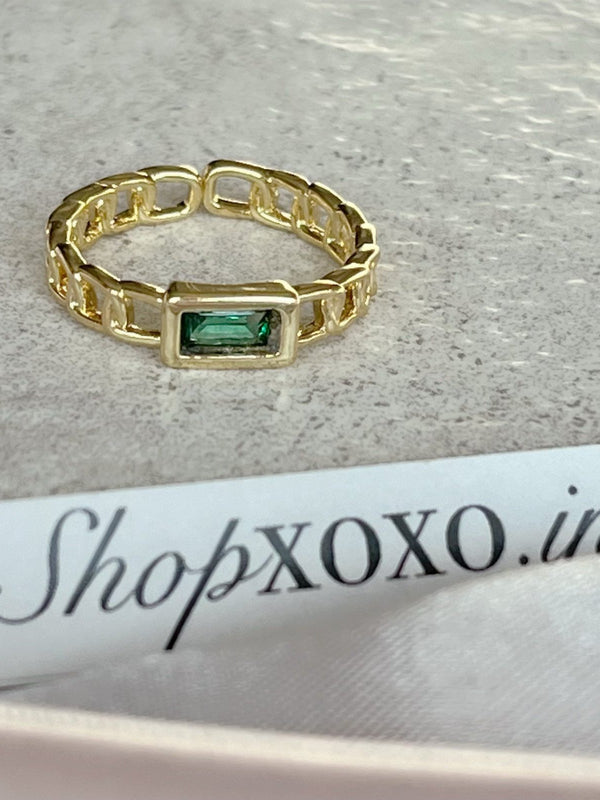 Cara Green Ring