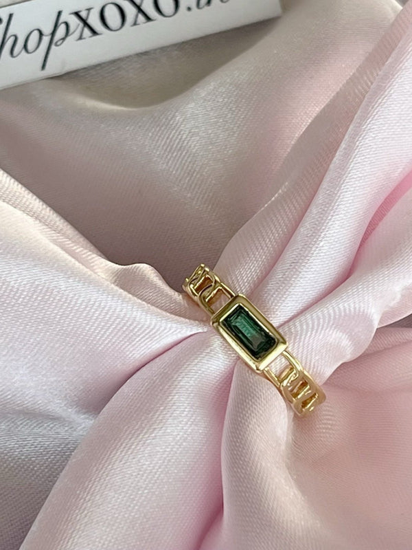 Cara Green Ring