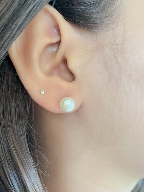 Pearl Studs